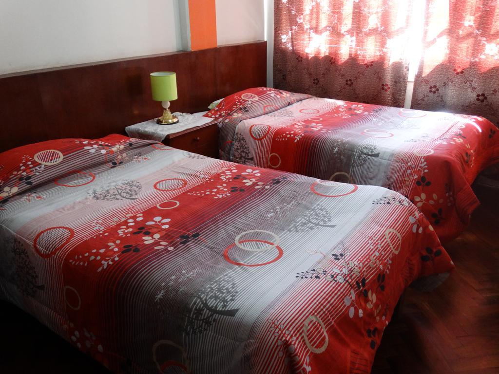 Presidente Inn Puno Buitenkant foto
