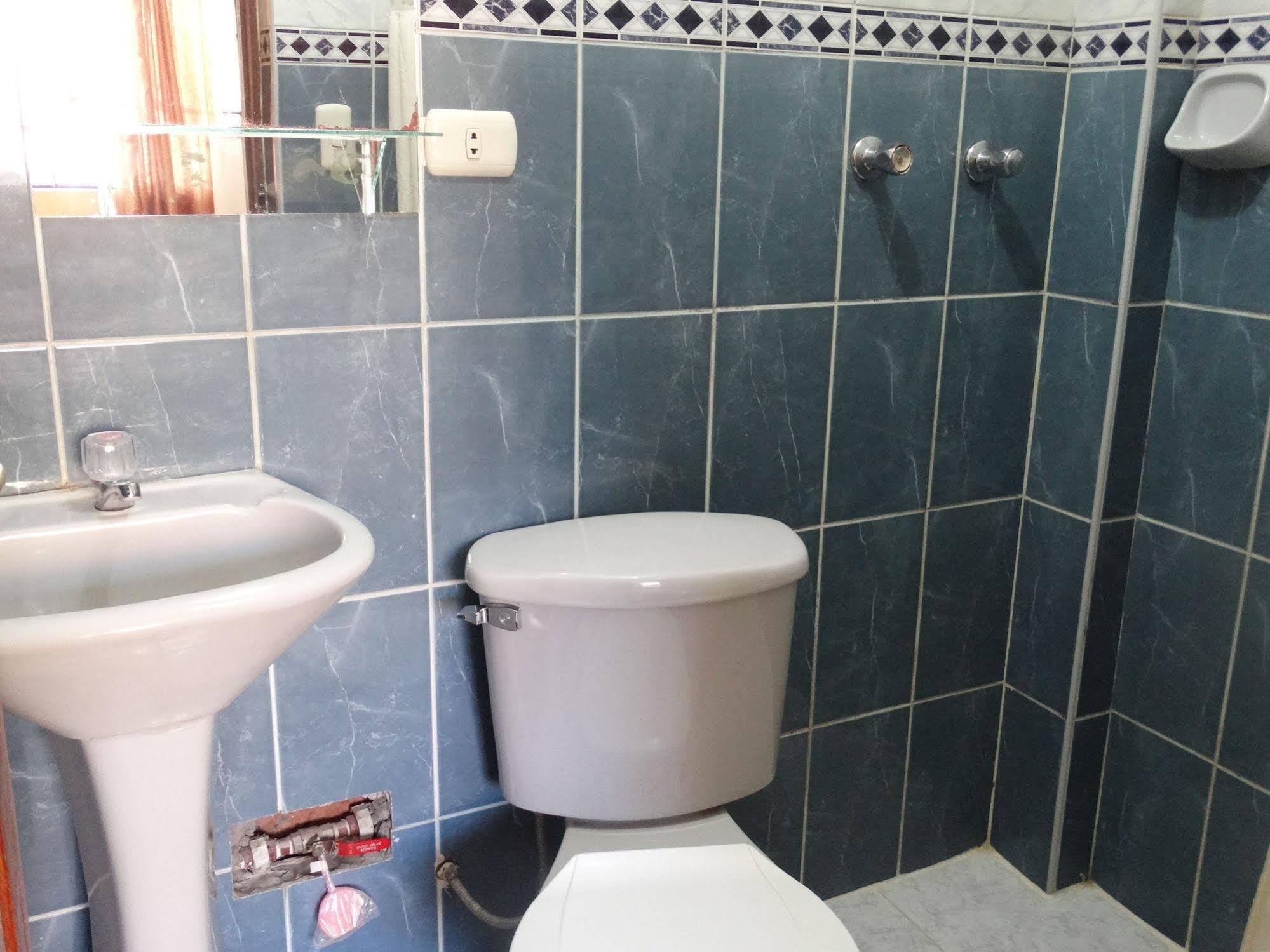 Presidente Inn Puno Buitenkant foto