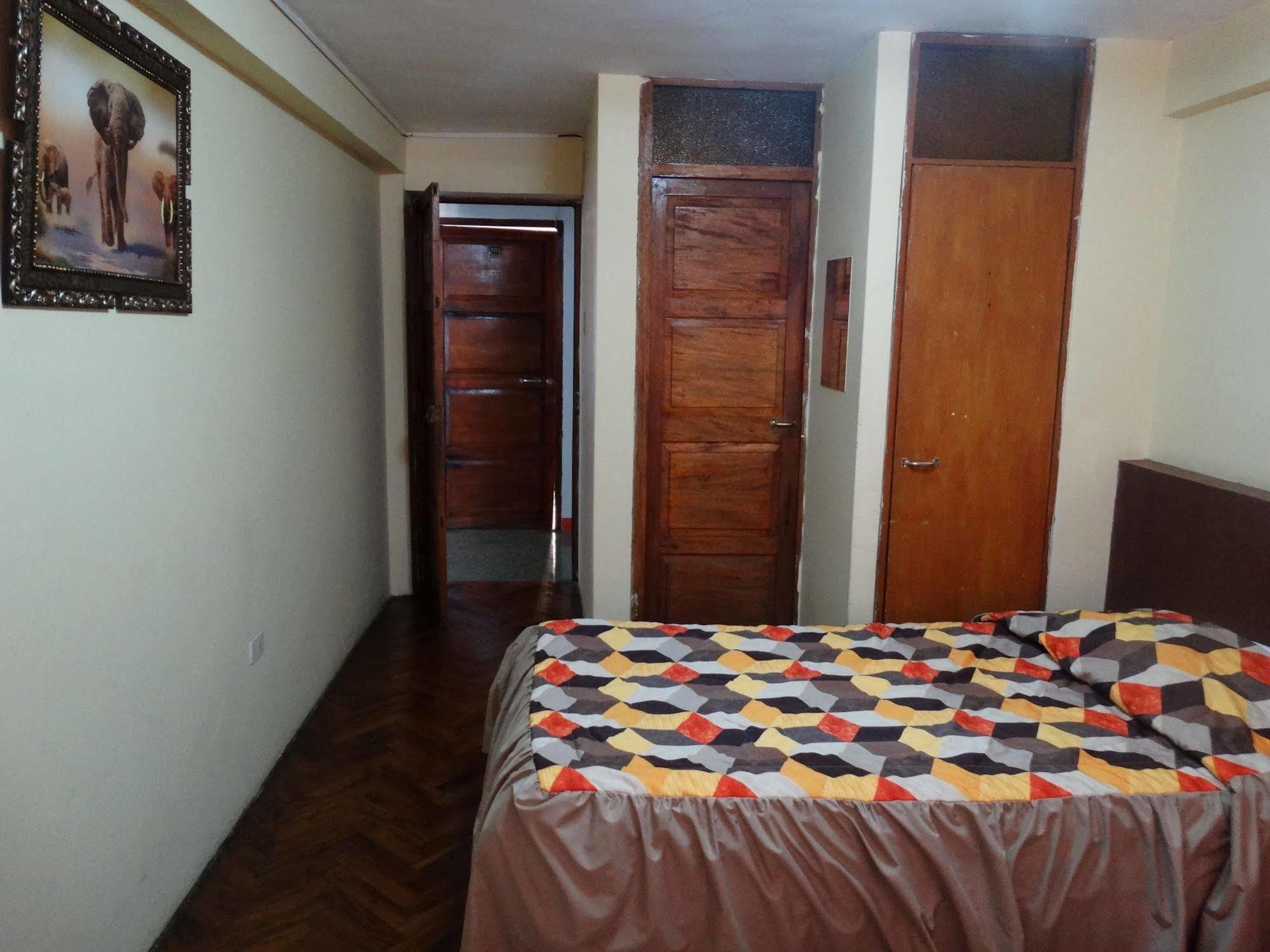 Presidente Inn Puno Buitenkant foto